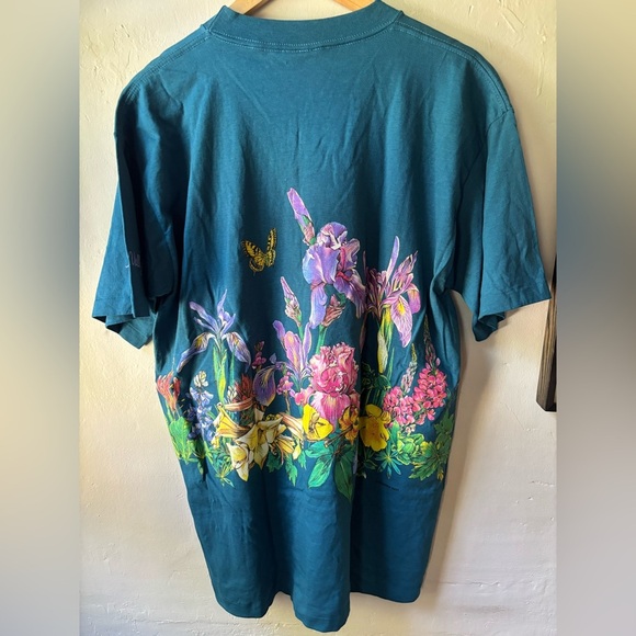 Floral Graphic T-Shirt - Picture 6 of 8